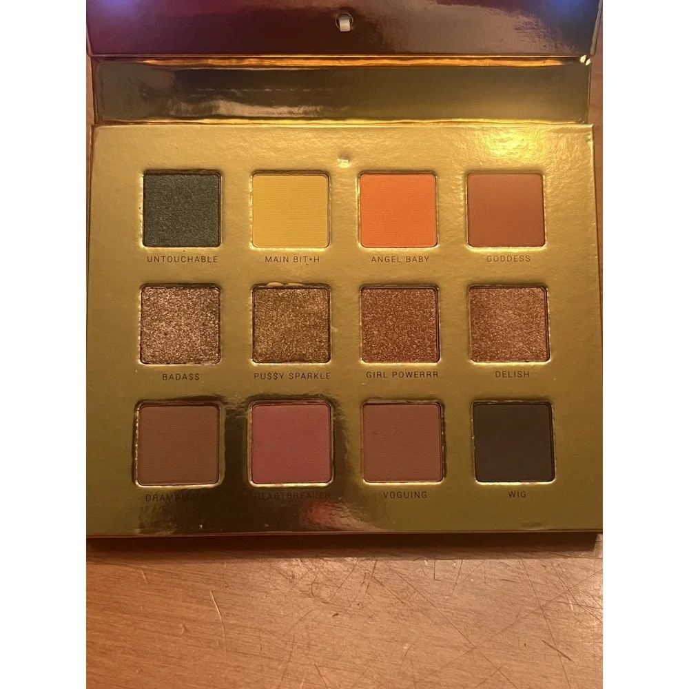 NEW Mama Mia Cosmetics By Cosmyfy Pressed Pigment‎ Palette Eyeshadow